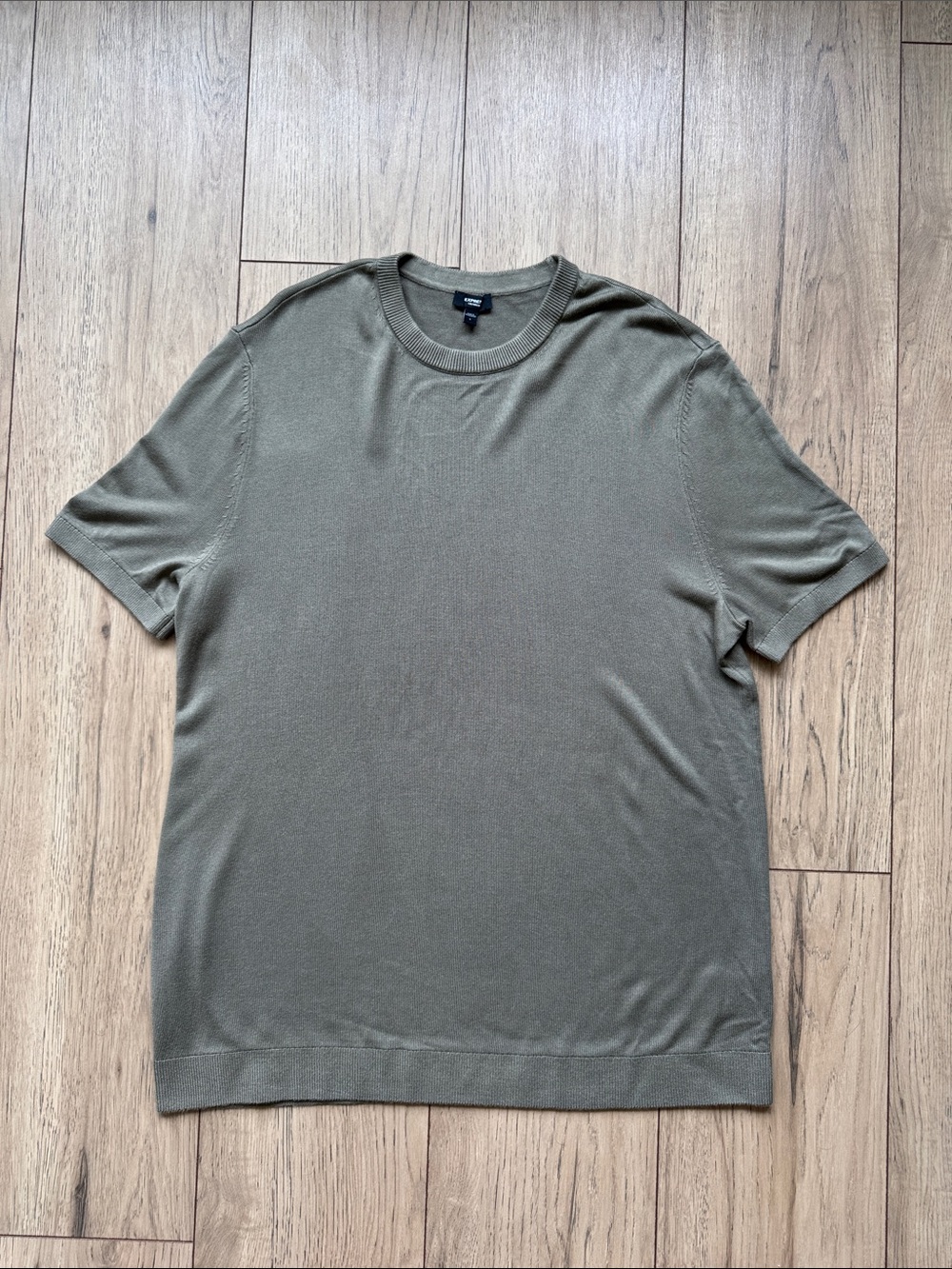 Express Luxtouch Jersey Crew Neck Sweater T-Shirt Men’s Large Olive Green
